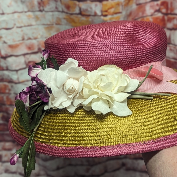 Eggcup vintage hat main image 9
